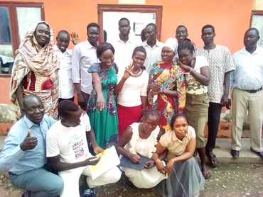 junge Geflüchtete im Südsudan mit abgeschlossenem Englischkurs